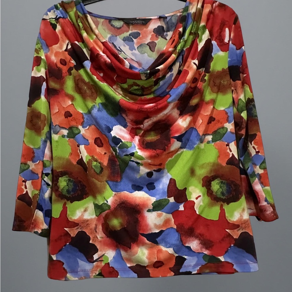 Vibrant Floral Women's Top | Versatile | Go-To-Top